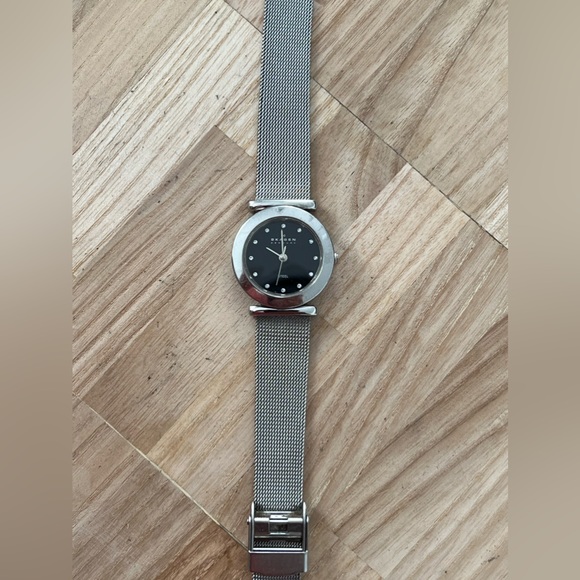Skagen Steel Denmark Ladies Watch Stainless Mesh Bracelet Black Dial Crystals main image 9
